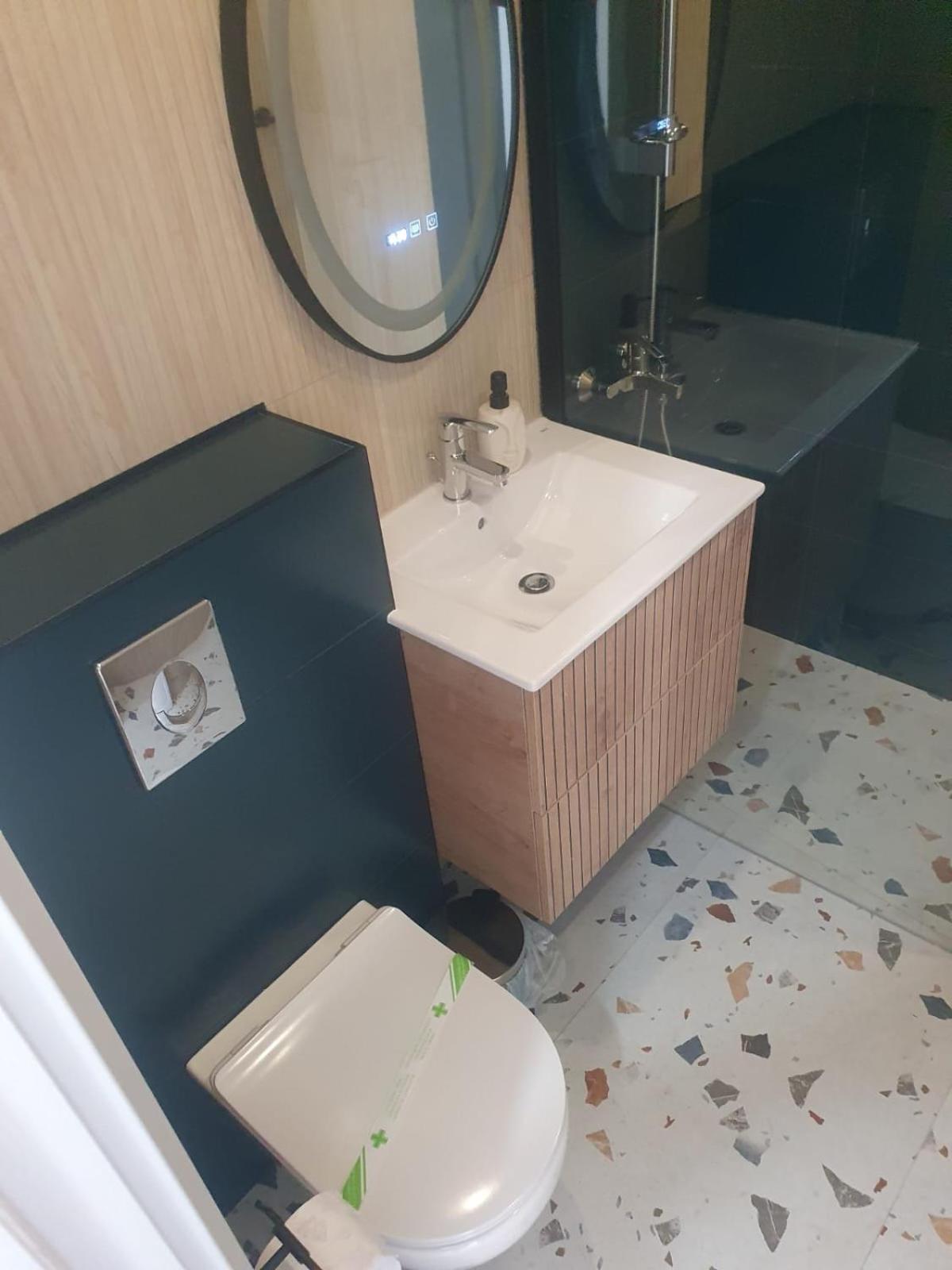 Cozy Apartment At Gara De Nord بوخارست المظهر الخارجي الصورة